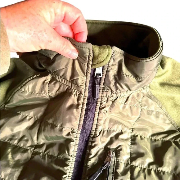 Men’s Xl Orvis olive green mixed media zip up jacket . Micro fleece & part puff. - Picture 3 of 12